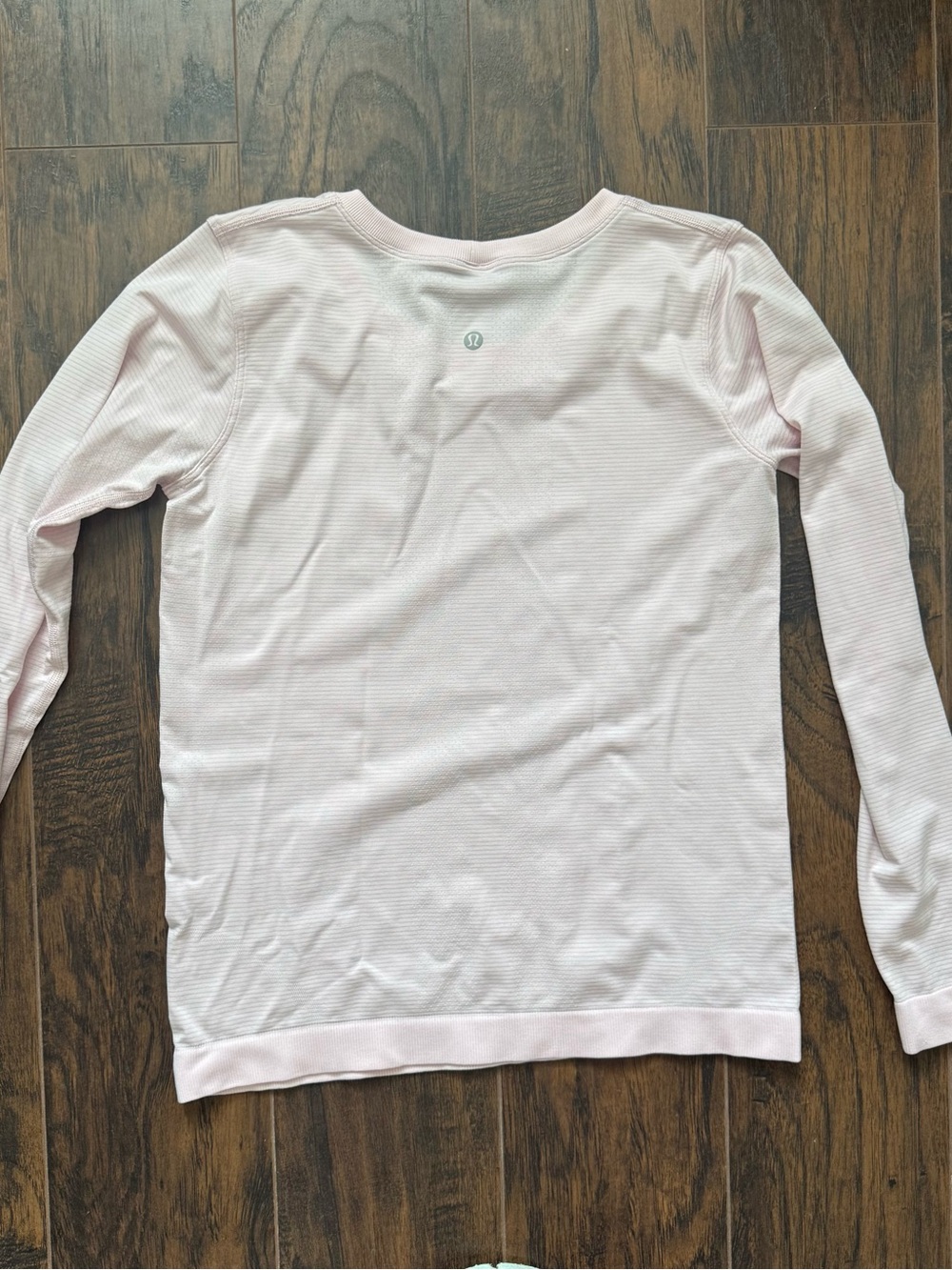 Lululemon Swiftly Relaxed Long-Sleeve Shirt Size 8 Milkshake Pink - Picture 2 of 6